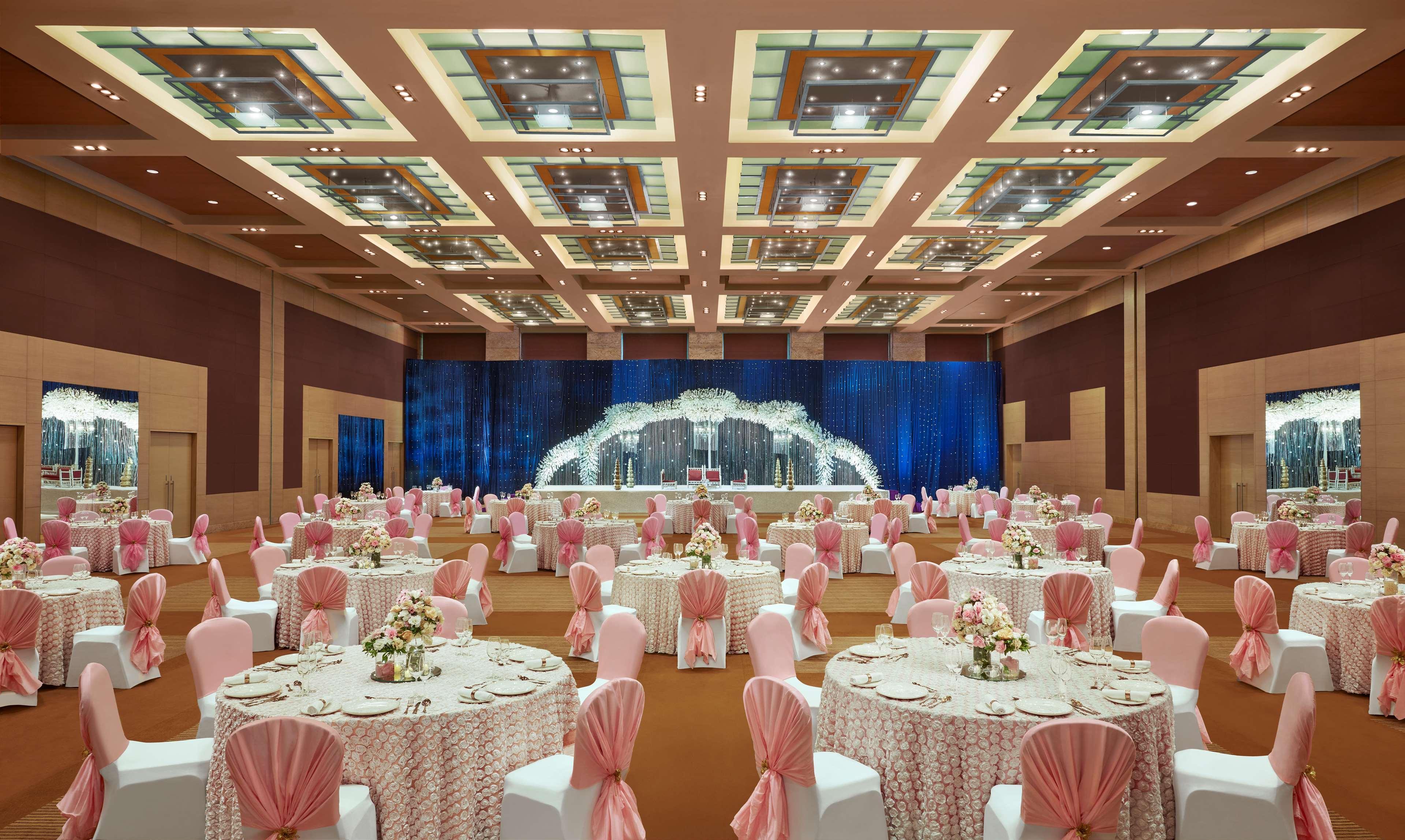 Grand Hyatt Mumbai Hotel And Residences Exterior foto The Grand Ballroom