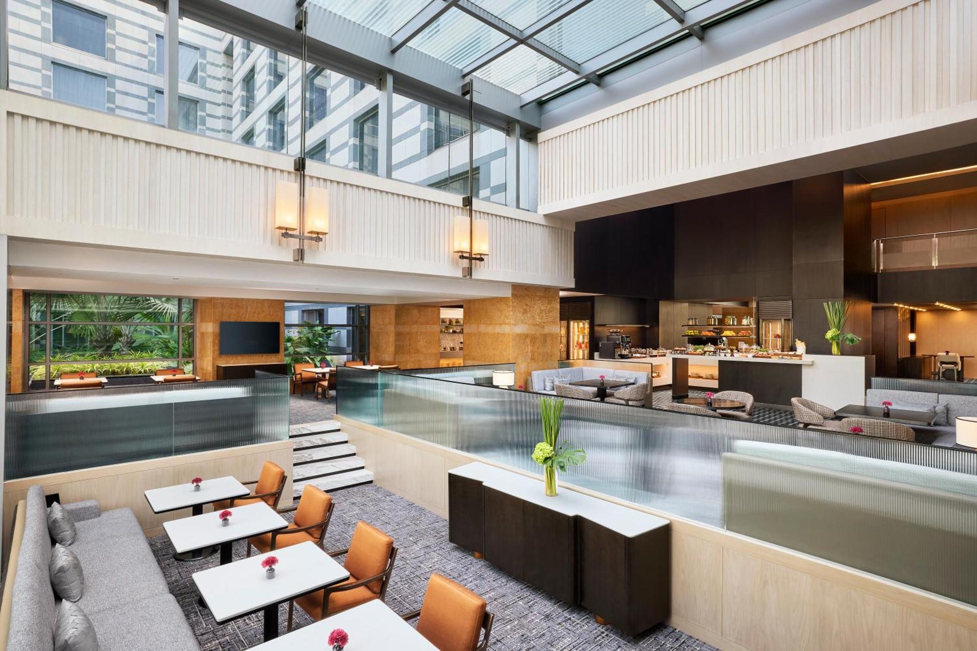 Grand Hyatt Mumbai Hotel And Residences Exterior foto The Lounge at Hong Kong International Airport